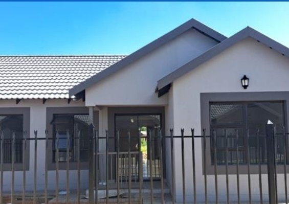 3 Bedroom Property for Sale in Bloemspruit Free State